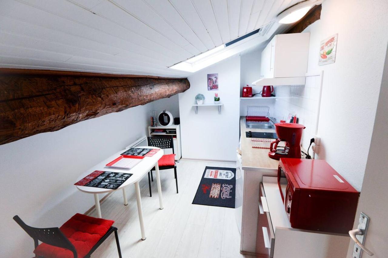 Studio 9 Classe 2 Etoiles Carcassonne Eksteriør bilde